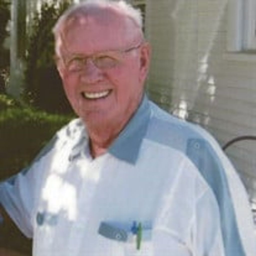 Junior "Lee" Lee Moore Profile Photo