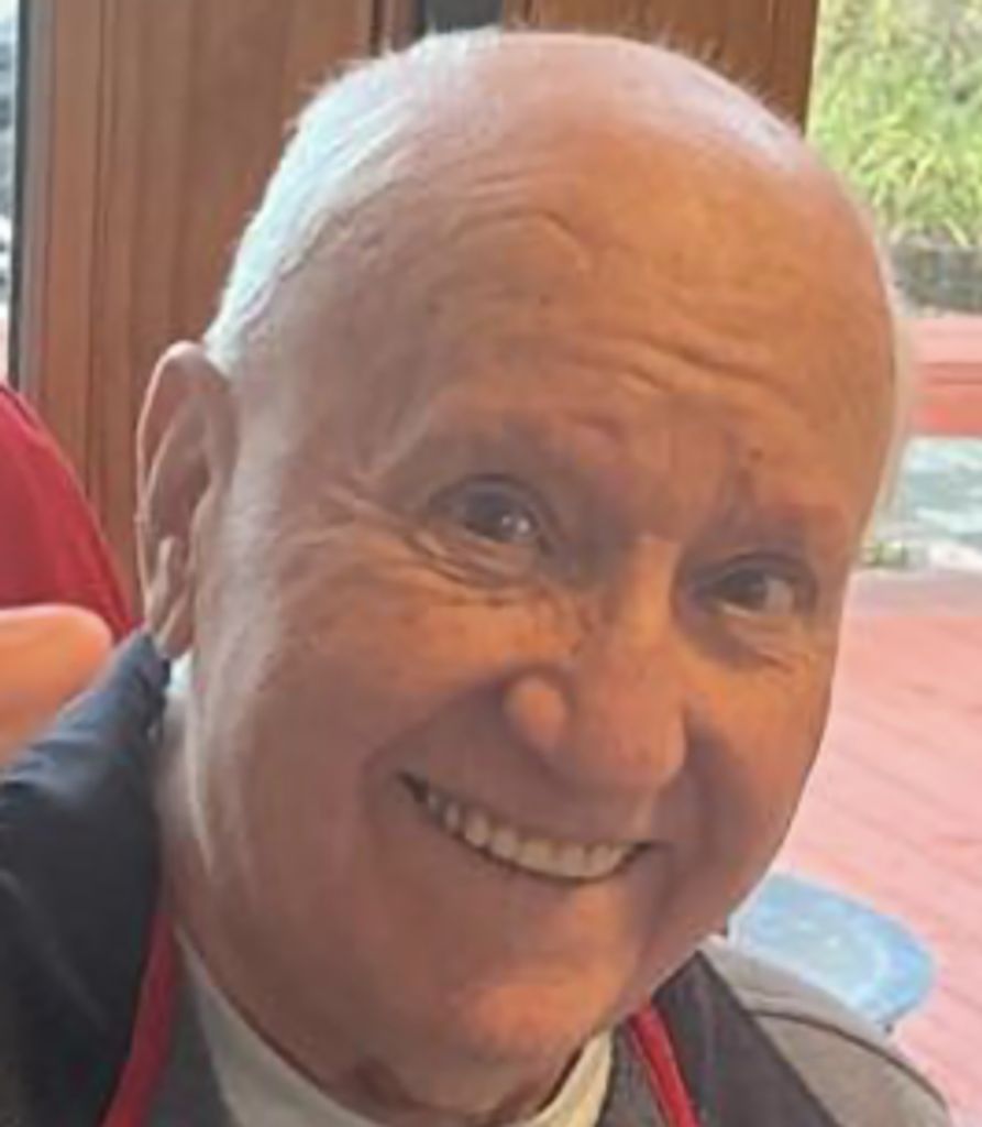Julio Reyes Profile Photo