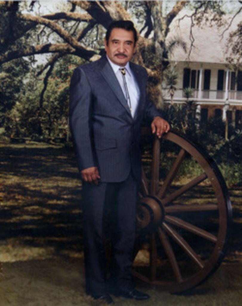 Isidro Almendariz