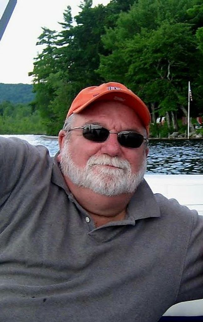 Laughlin H. Macdonald Profile Photo