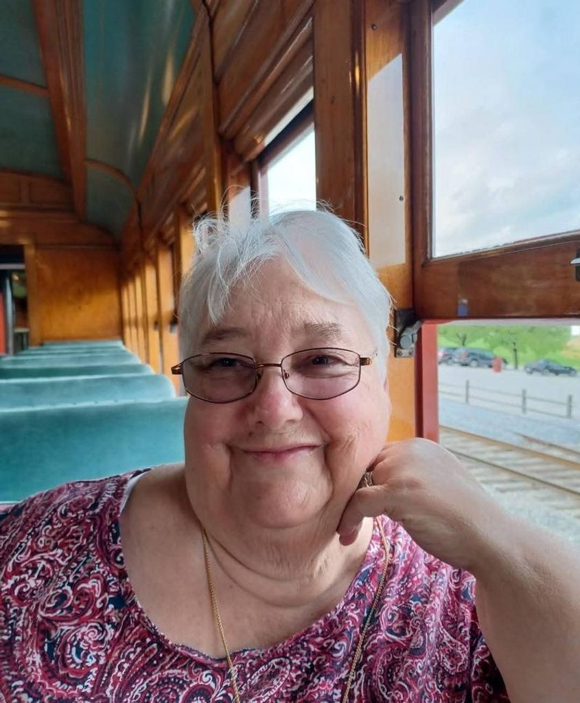 Debra Louise Knotts Profile Photo