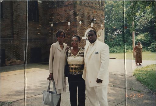 Gloria Jean Glover photo gallery thumbnail 10 of 19