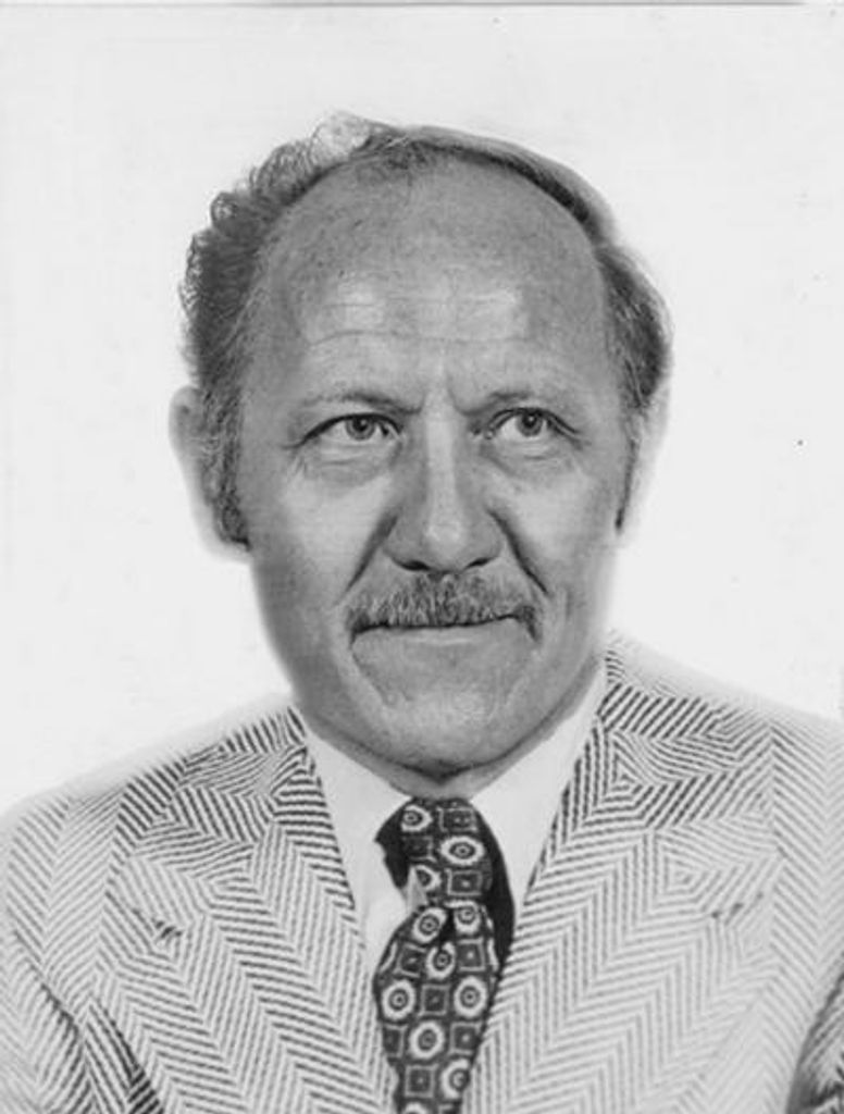 Donavon Merle Schmoll