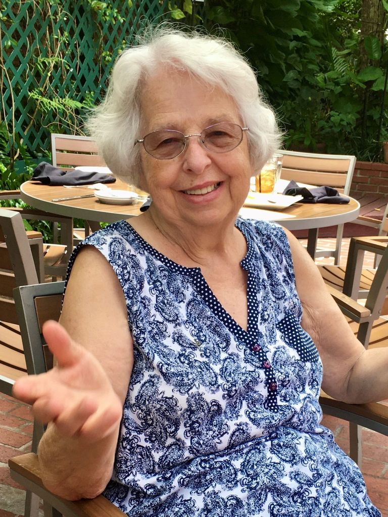 Linda Wiegert Profile Photo