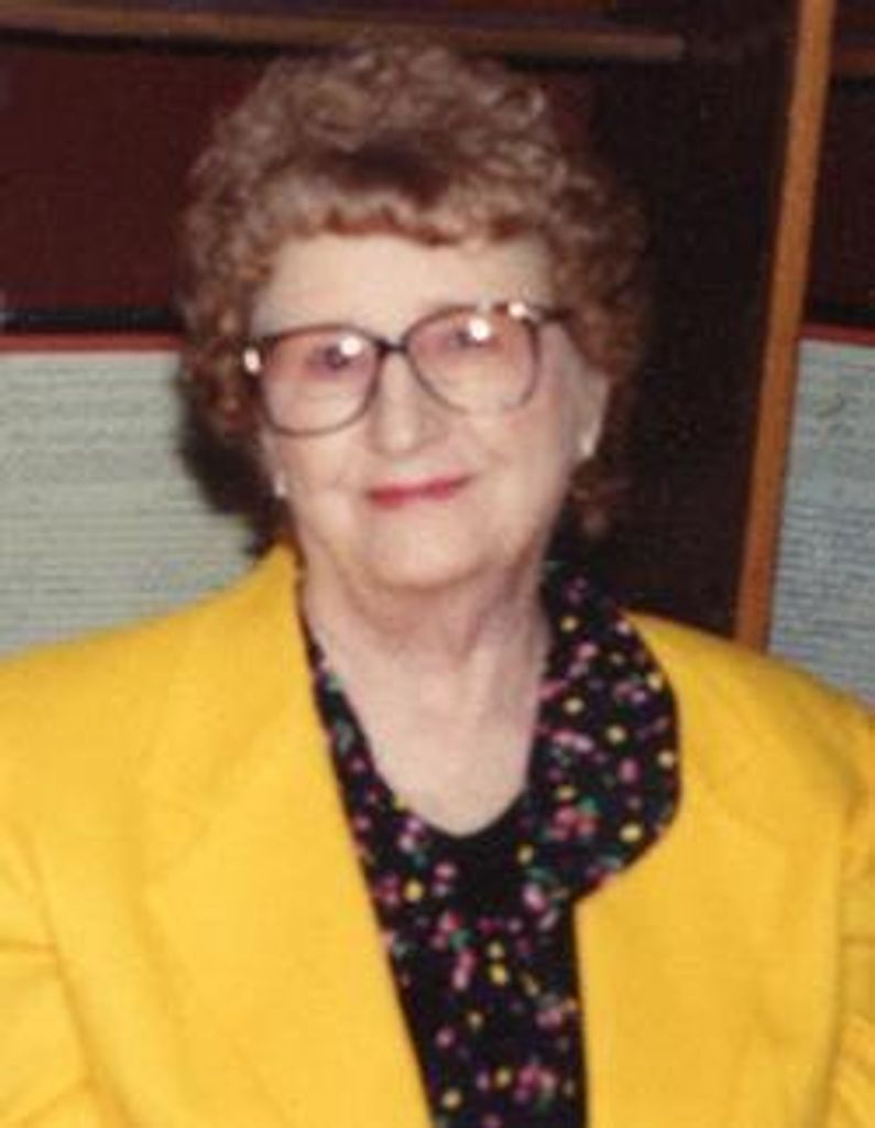 Nadine (Mcgaugh) (Cowdrey) Robinson