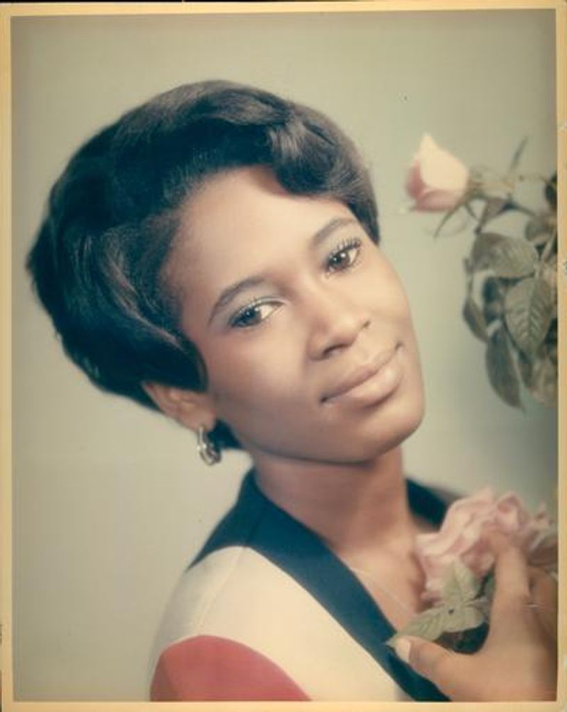 Dorothea Roxie Moore