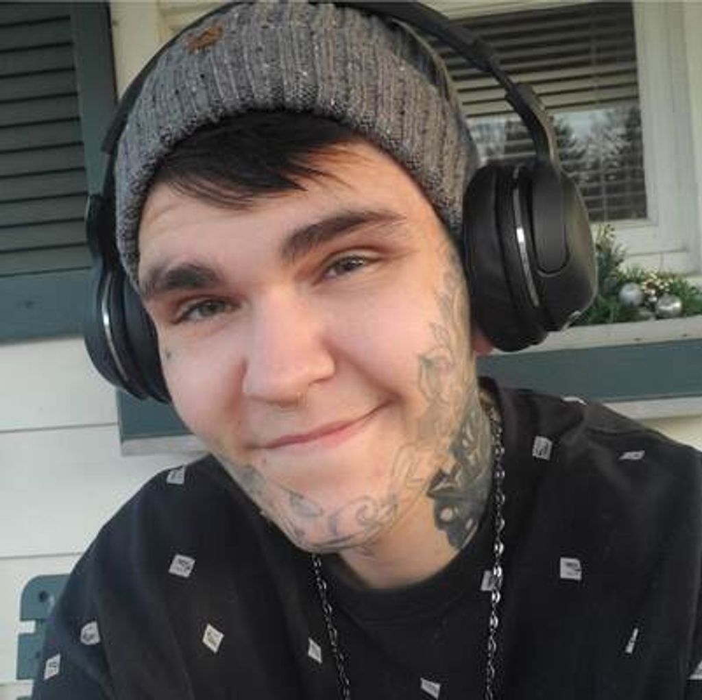 Anthony David Lackner Profile Photo