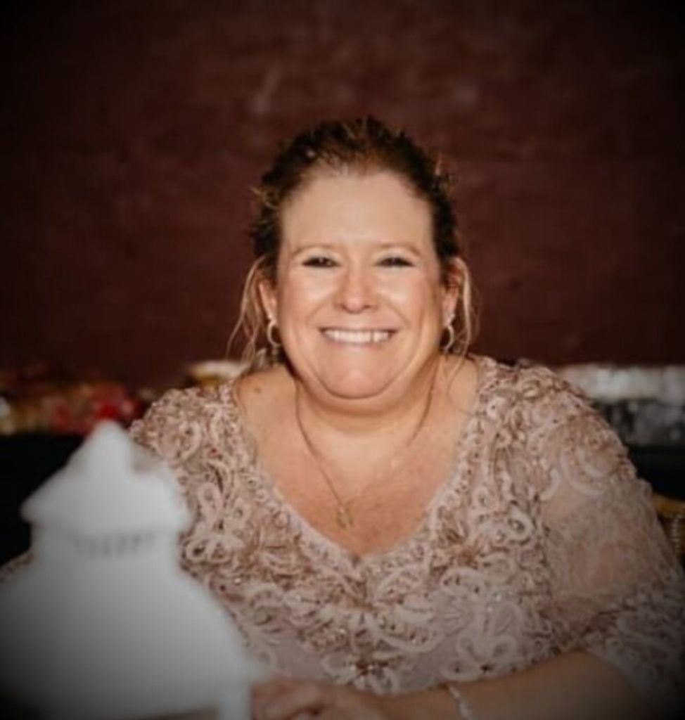 Lesley Halter (Felder)  Edgemon Profile Photo