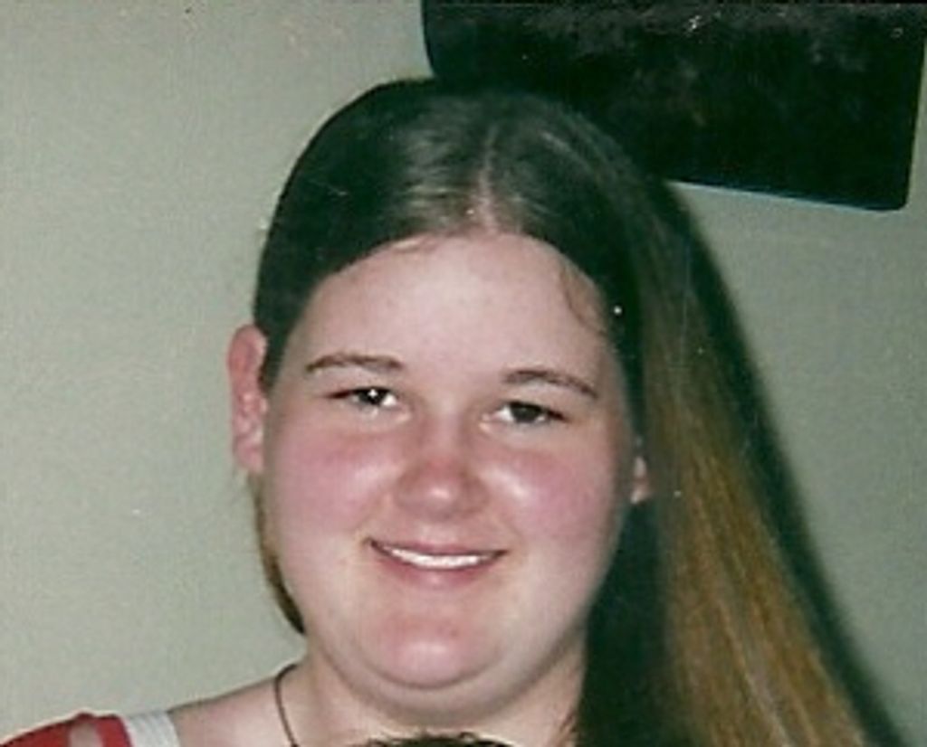 Sheena Louise Schnetzer