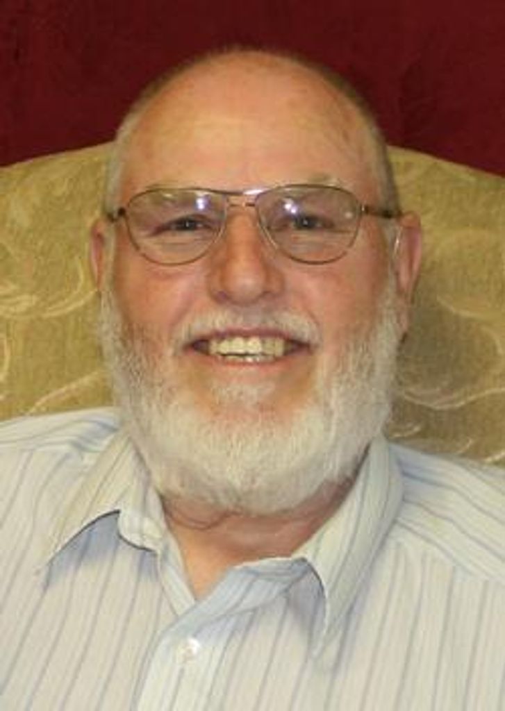 Thomas "Tom" Eugene Clark Profile Photo