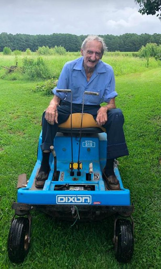 William "Bill" Henderson Profile Photo