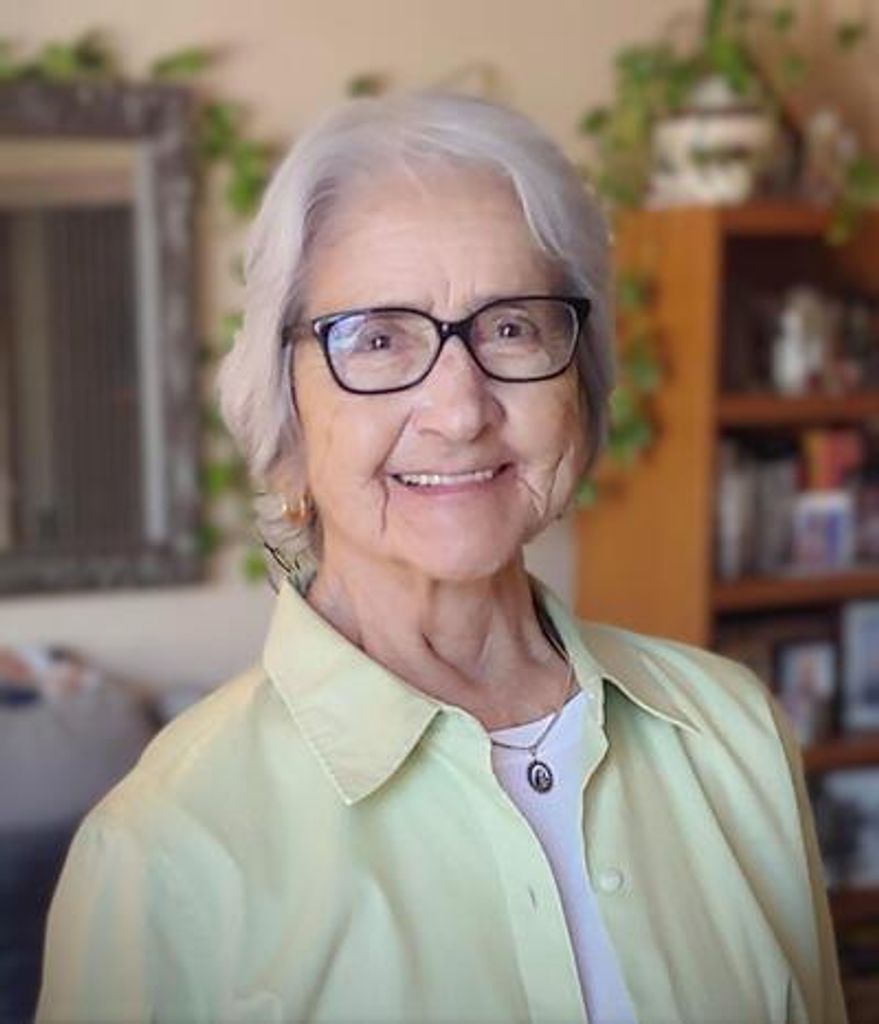 Maria Dolores Valles Profile Photo