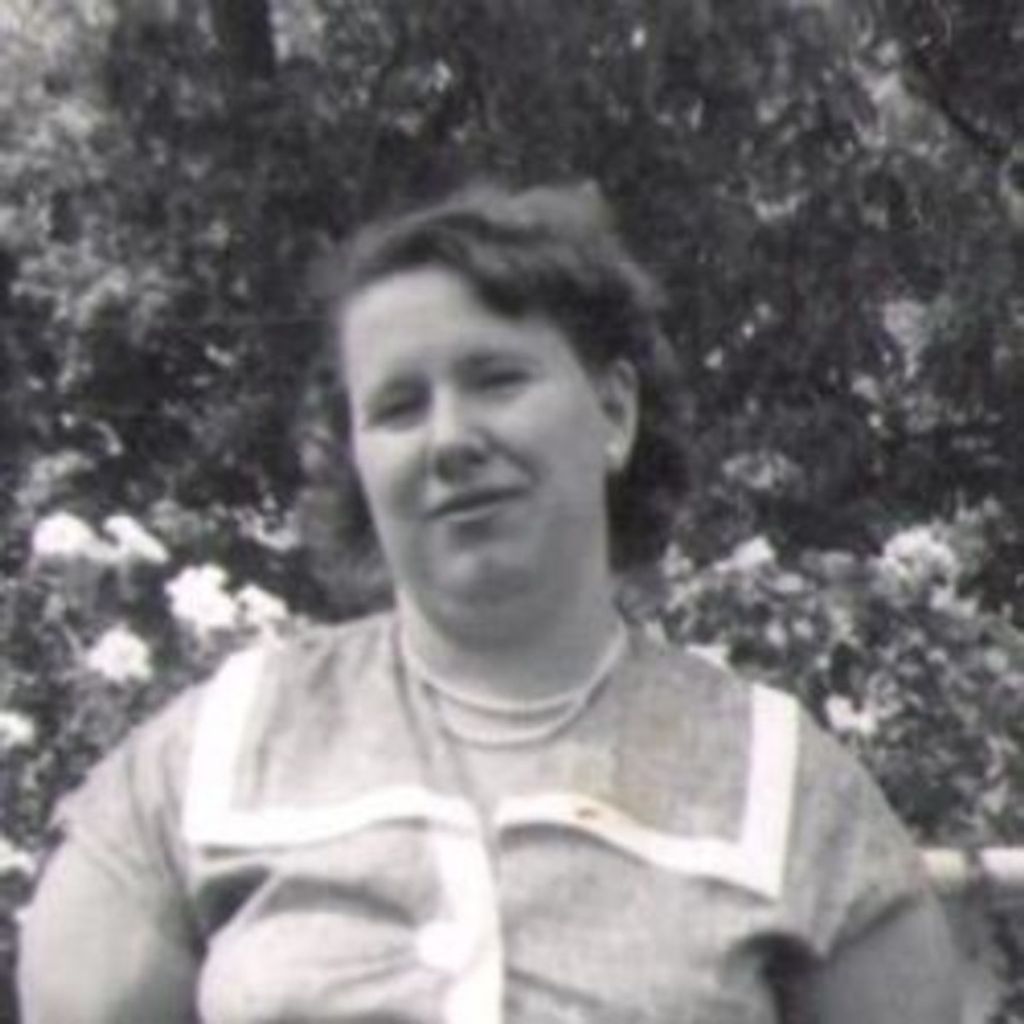 Muriel "Josie" Josephine Sutton