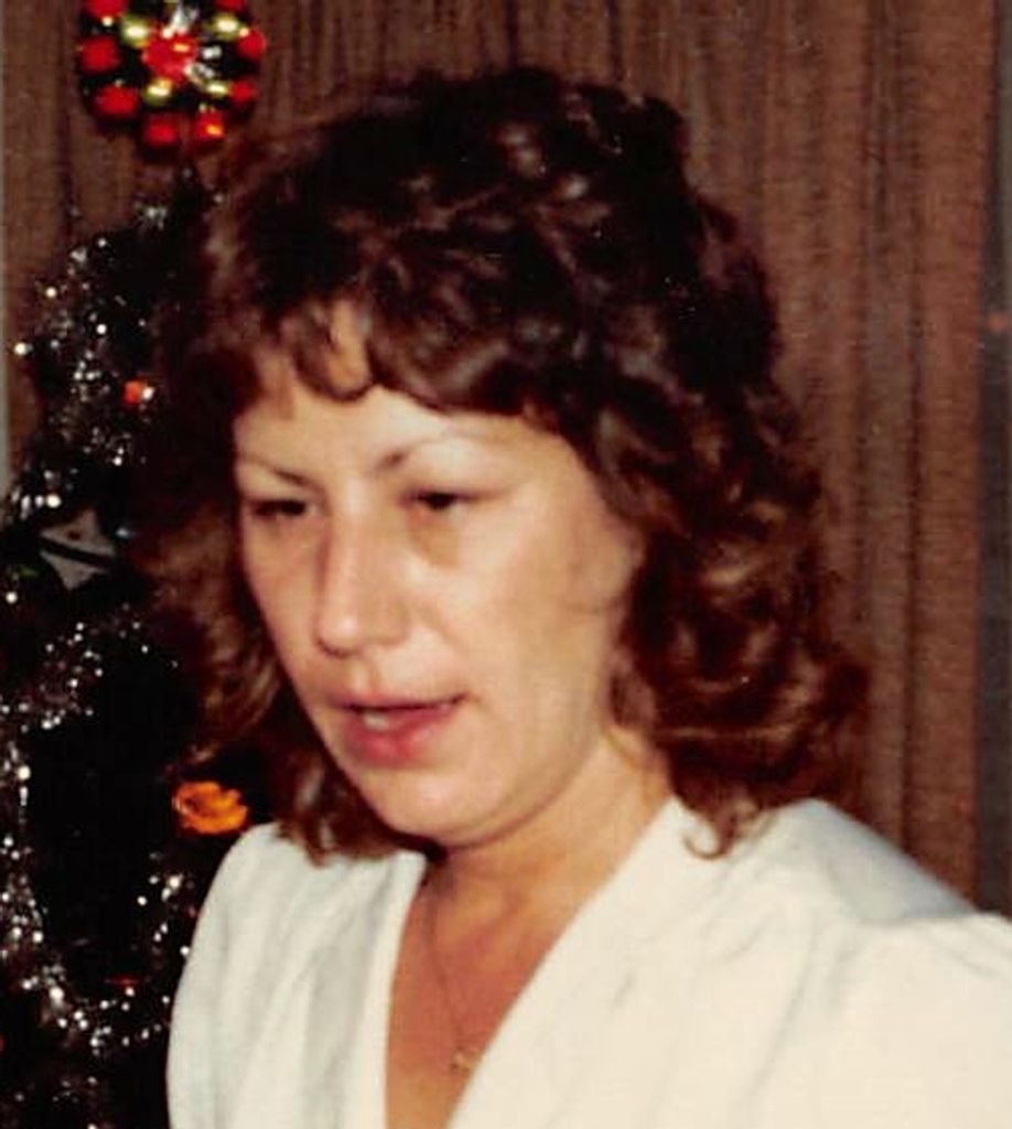 Laura R. "Kitty Dean" (Dean)  Noble