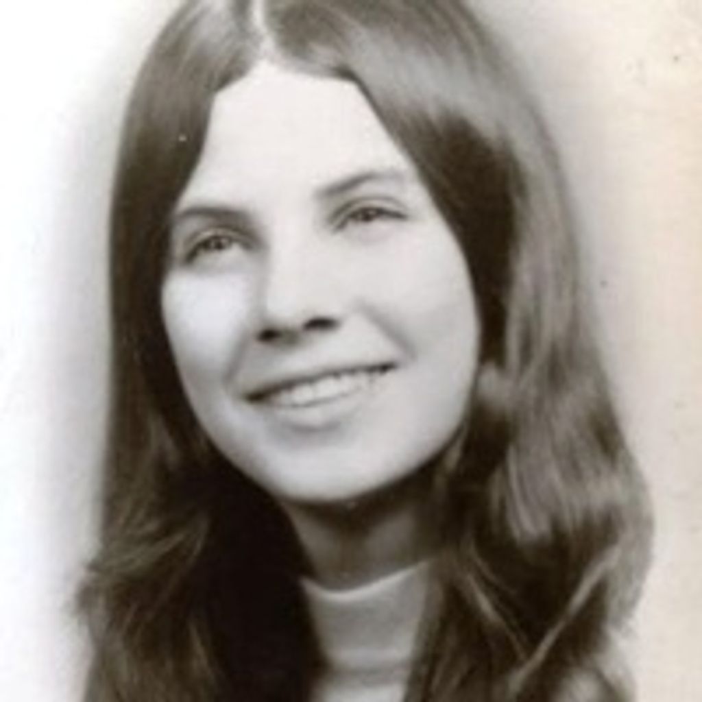 Victoria Lyle Profile Photo