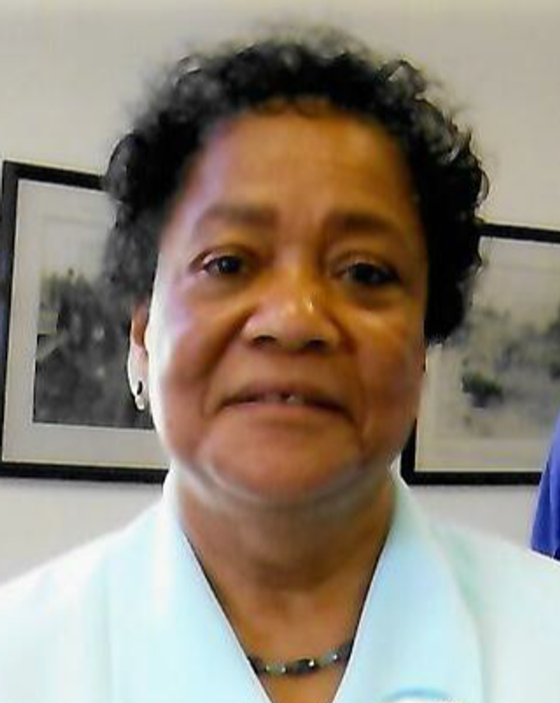 Gloria J. (Sutton) Veale