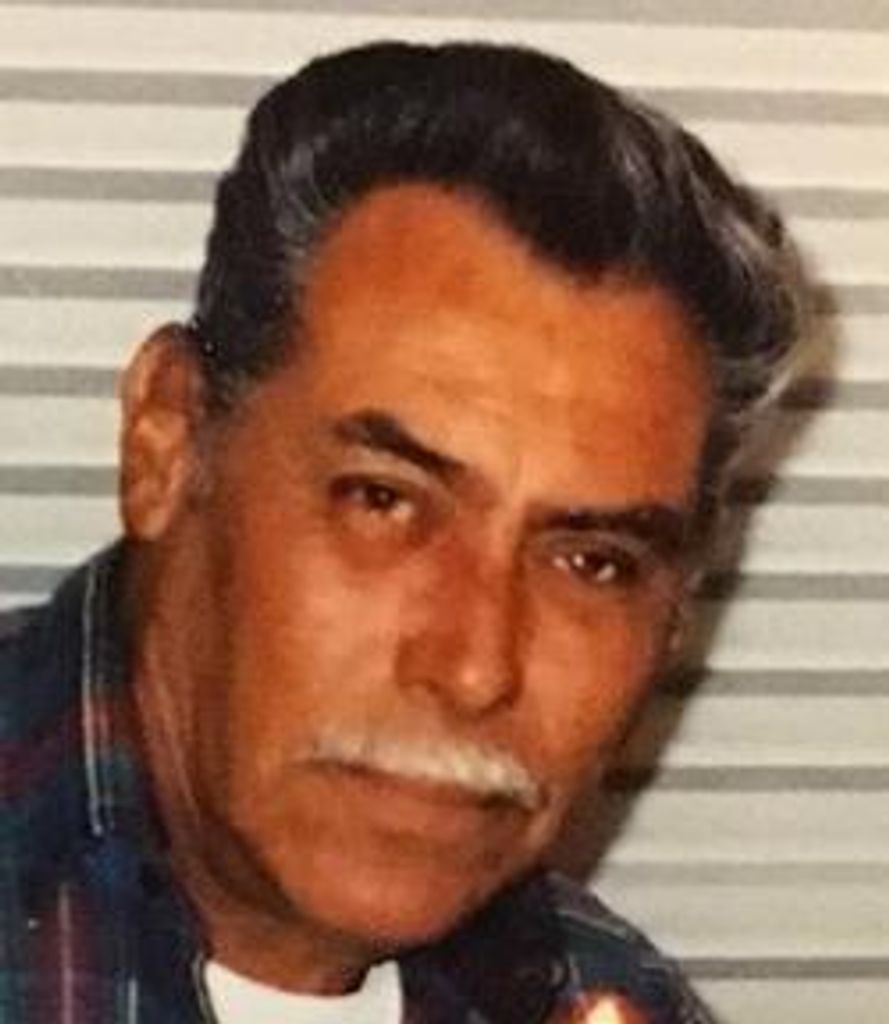 Daniel R. Vera Profile Photo