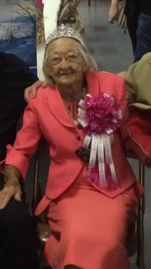 Gracie Bell Holloway