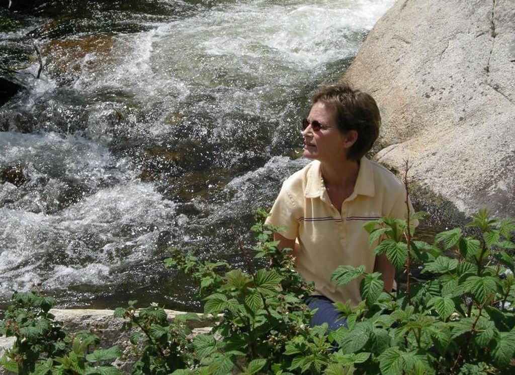 ReneÃ©  Annette Lamoreux