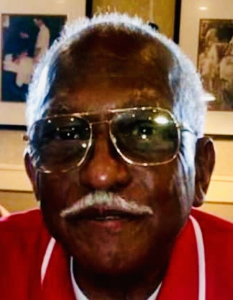 Thomas Leon Kinlow Profile Photo