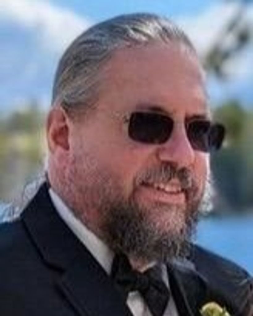 Michael J. Lusczyk Profile Photo