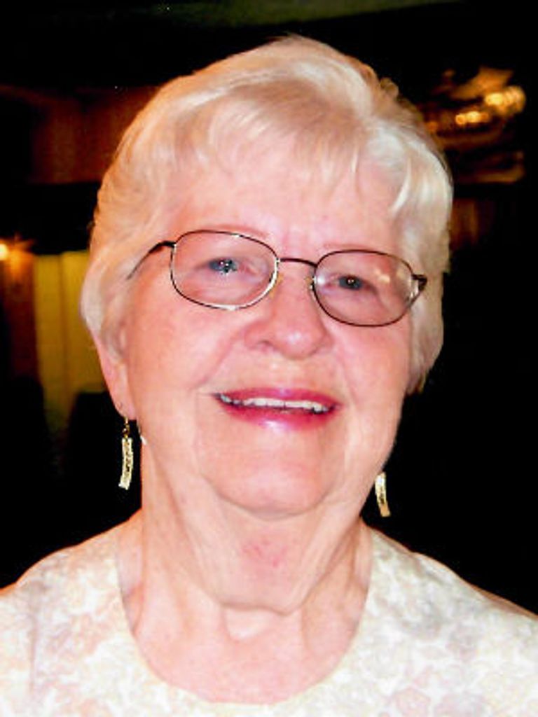 Dorothy K. Husa, Nee Knol Profile Photo
