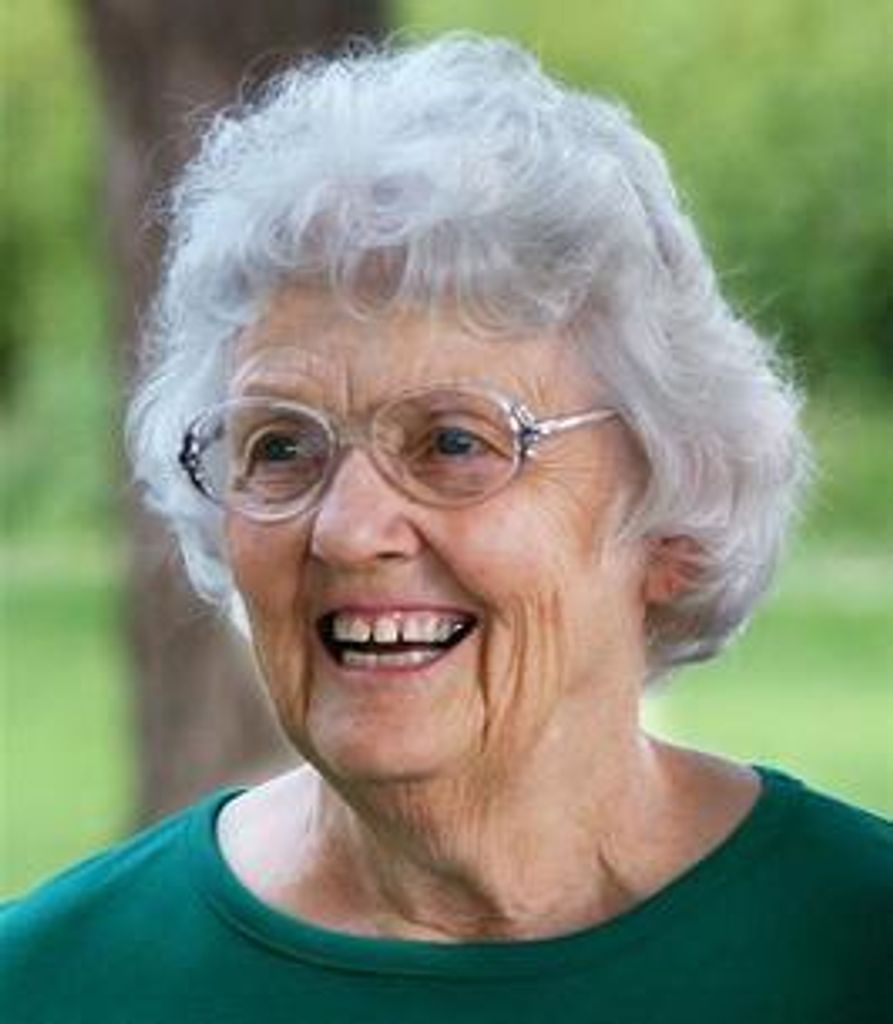 Ruth Stelter Profile Photo