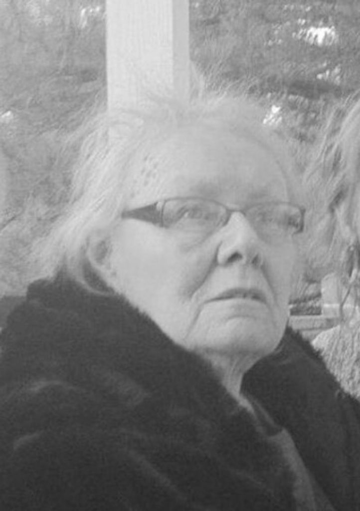 Linda Chase Profile Photo
