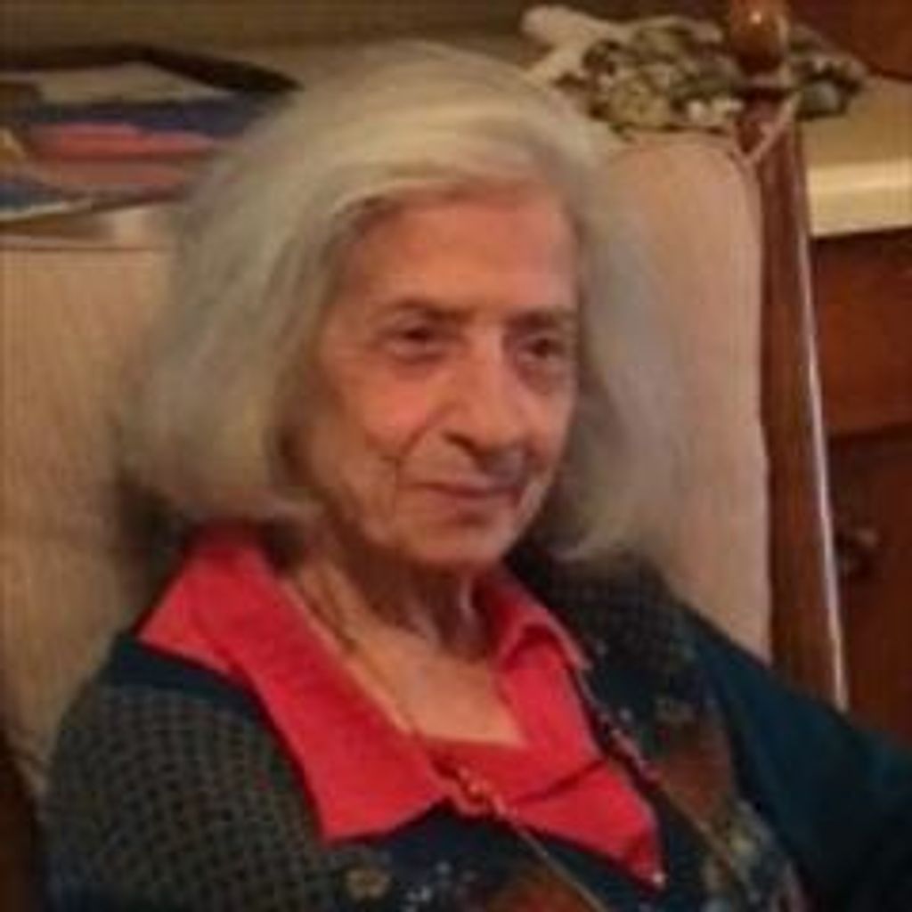 Alicia Naifeh Profile Photo