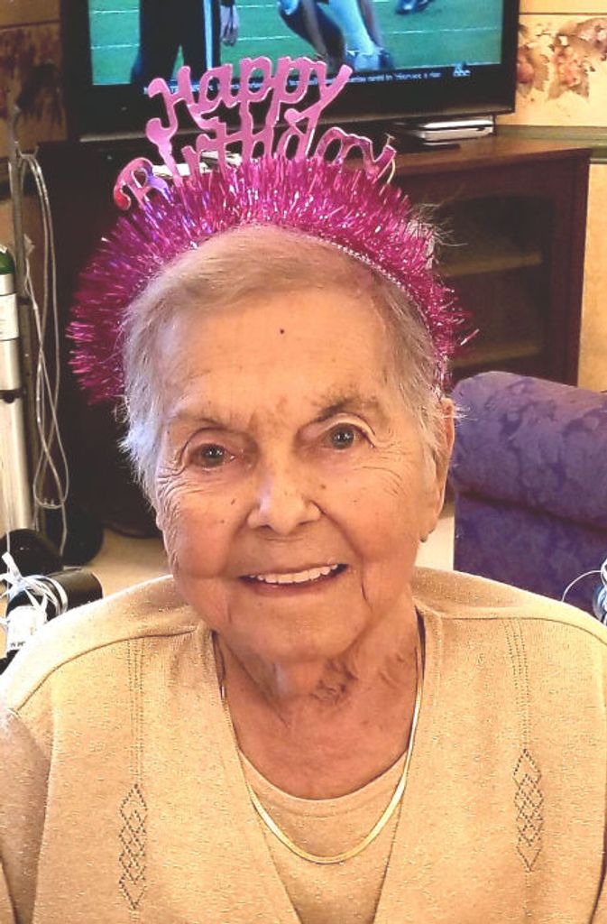Marie A. (Esola)  Holet Profile Photo