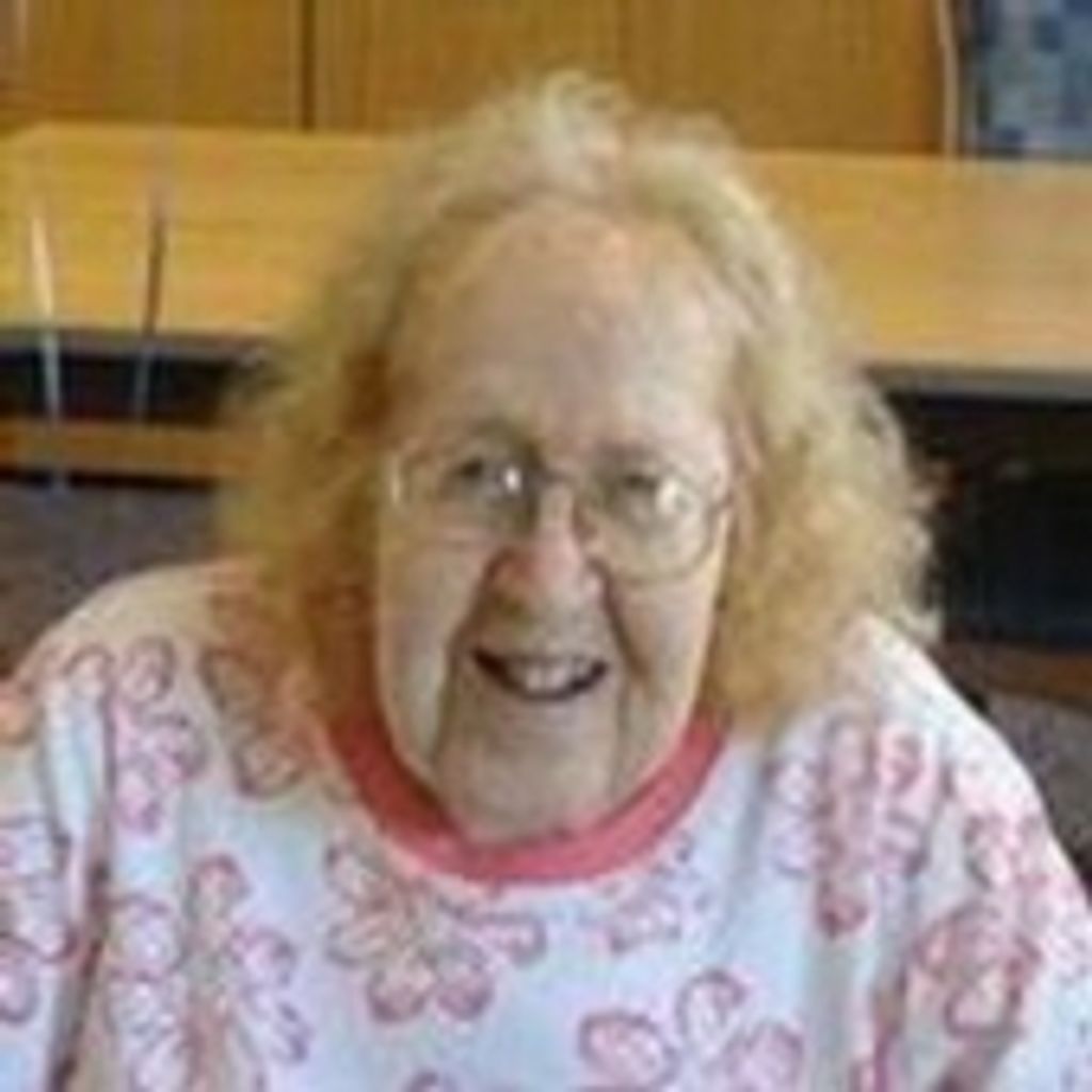 Carolyn P Passer