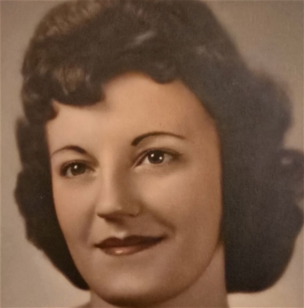 Jeanette Louise Woods (Dora)