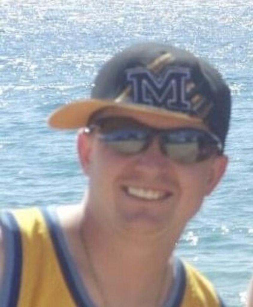 Andrew Sharp Profile Photo
