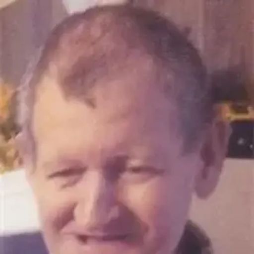 Thomas Riggs Profile Photo