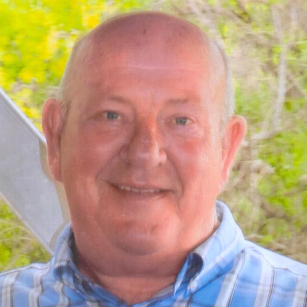 Everest Gerald Small