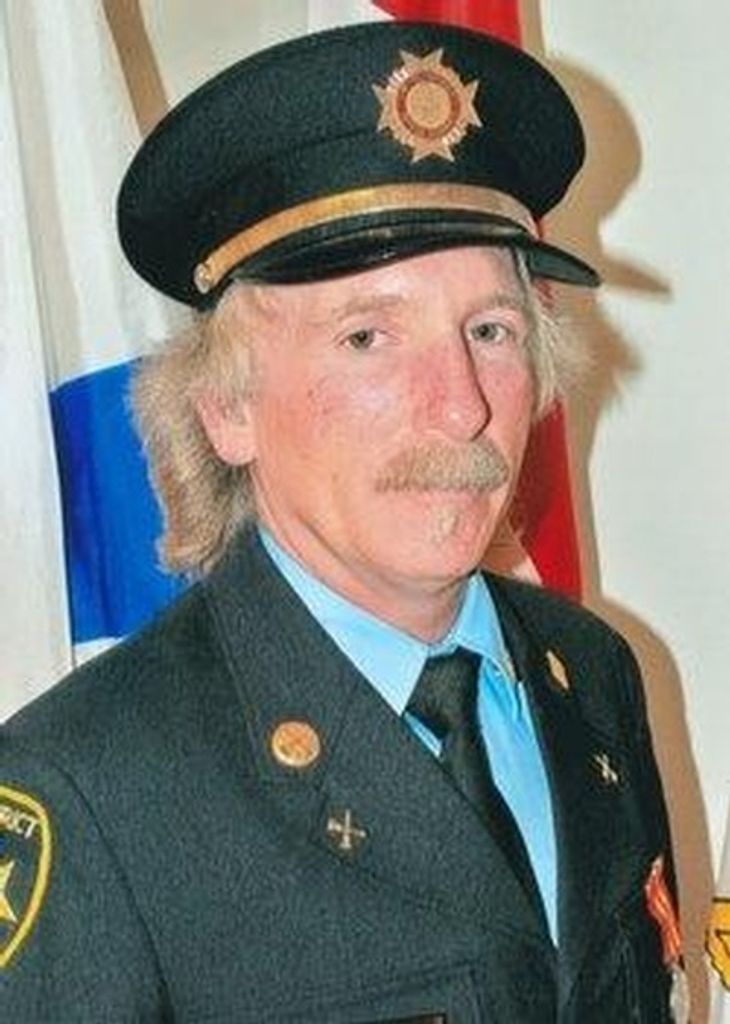 Timothy "Tim" Allen Lutz
