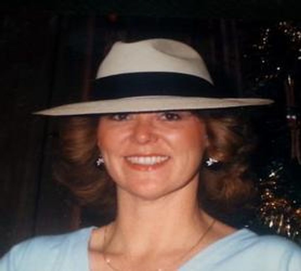 Elizabeth Christl Profile Photo