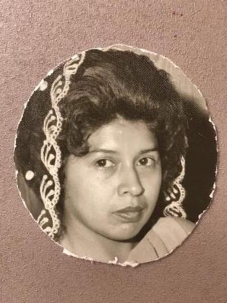 Carmen Rosales