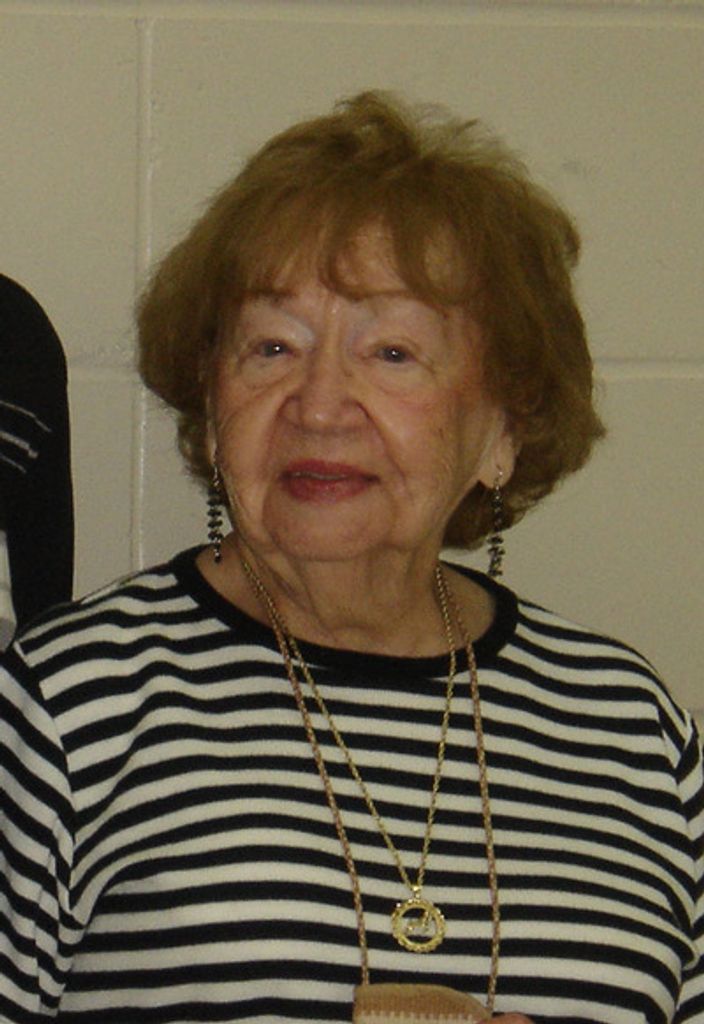 Alicia Delfina Frank Profile Photo