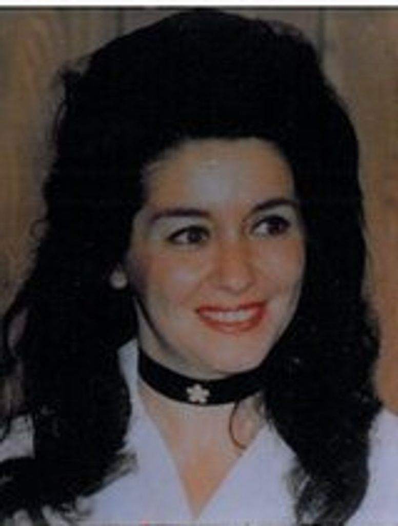 Carolyn D'Arinzo