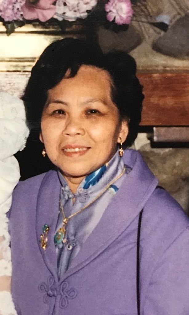 Mee Fong Lee