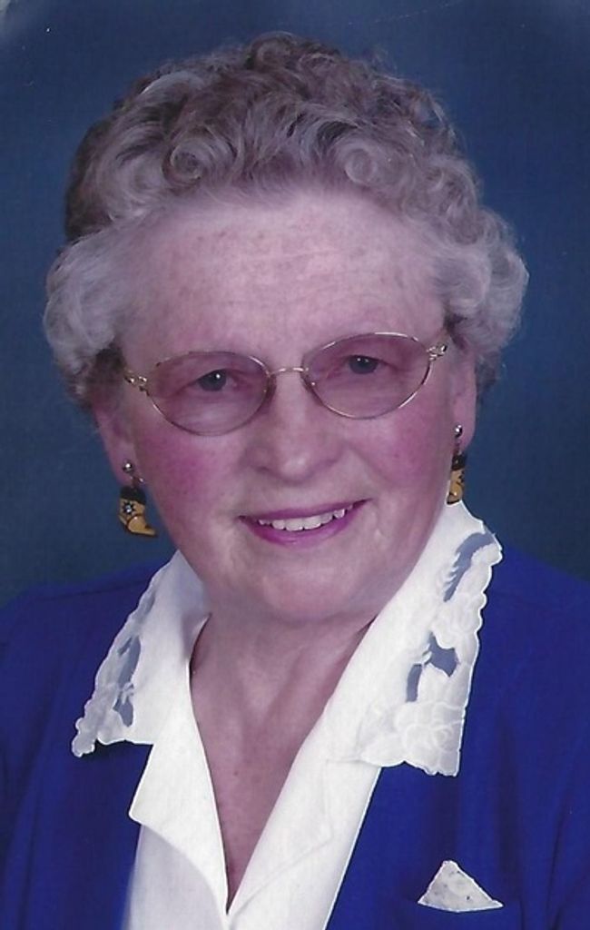 Lois Arlene Nash