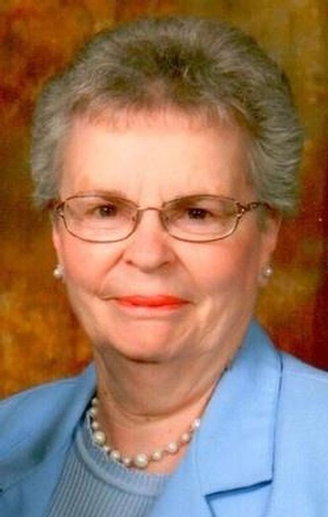 Sharon Elaine Petgen