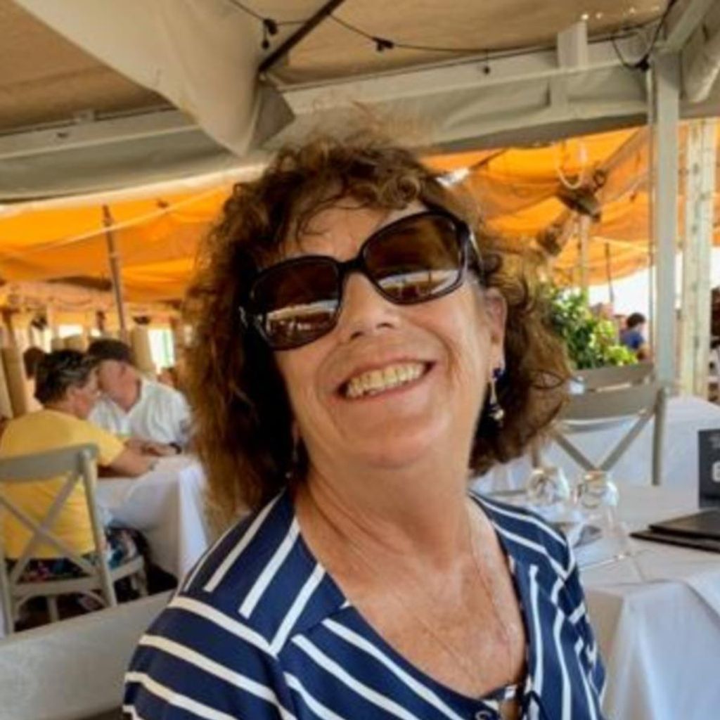 Barbara J Rose Profile Photo