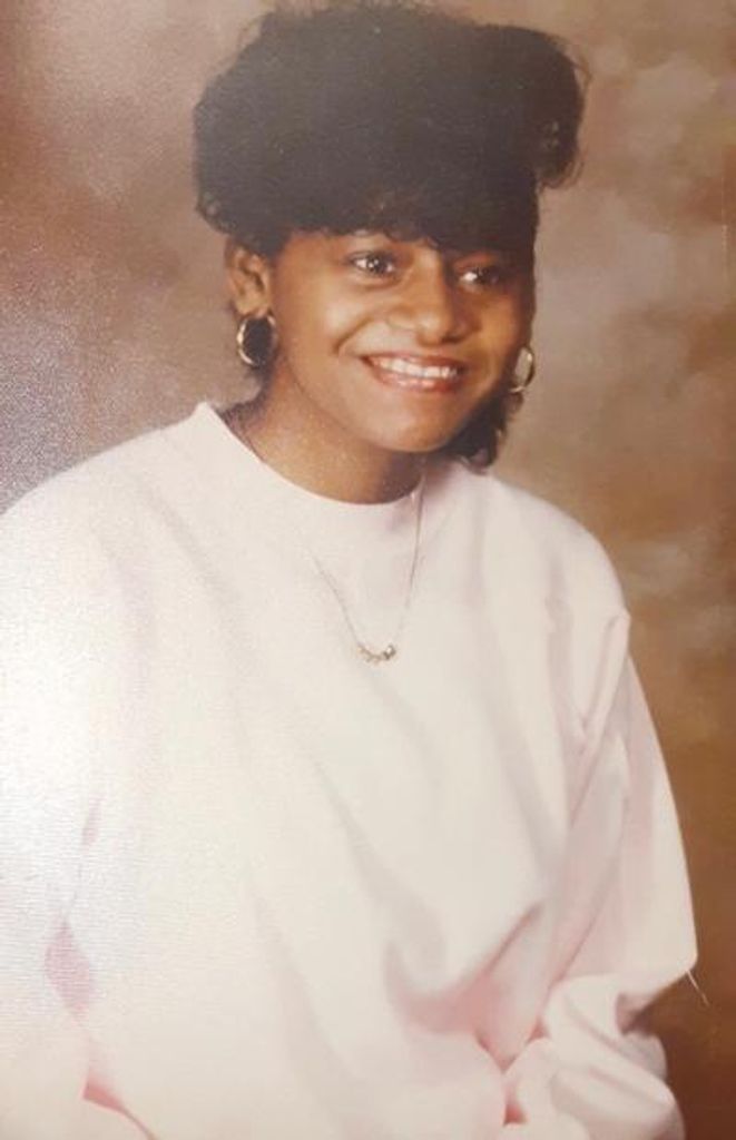 Yolunda Lyles Profile Photo