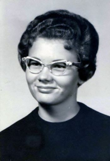 Charlotte Hawthorne Miller photo gallery thumbnail 15 of 60