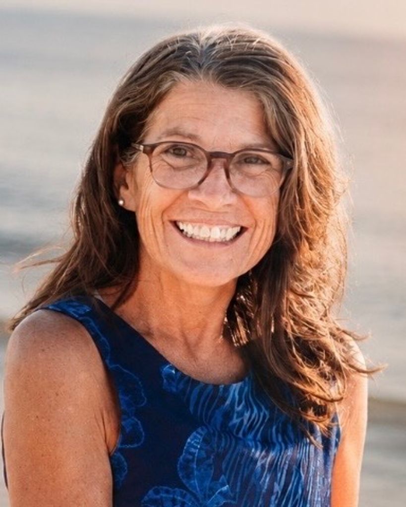 Mary Elizabeth Benko Profile Photo