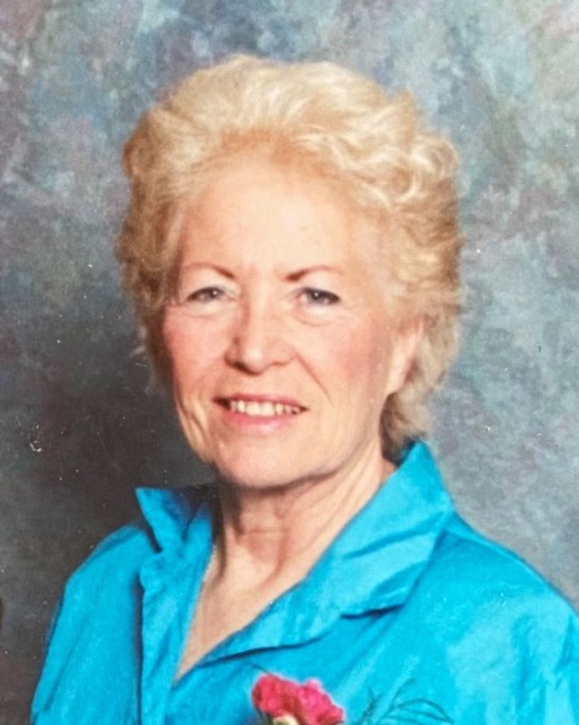 Lucy (Longacre)  Peoples Profile Photo