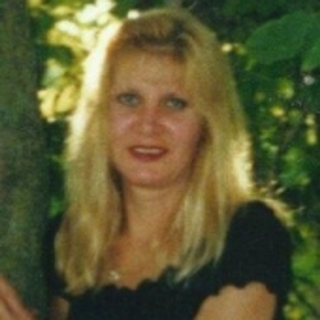 Linda Sue Plough