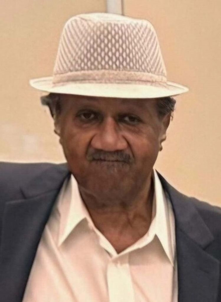 Dean Henry Holmes Profile Photo